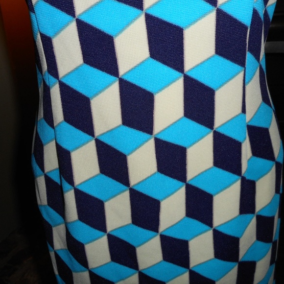 NWT Lucy Retro style pin up dress, size Small - Picture 3 of 8